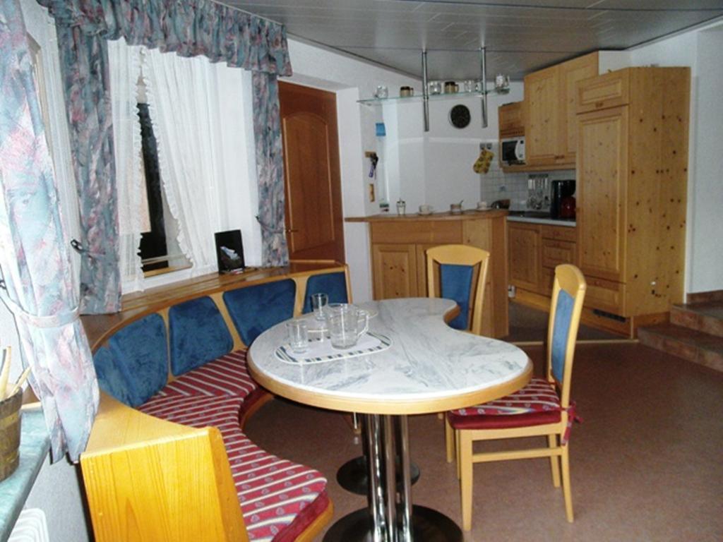 Apartamento Haus Cornelia Mallnitz Habitación foto